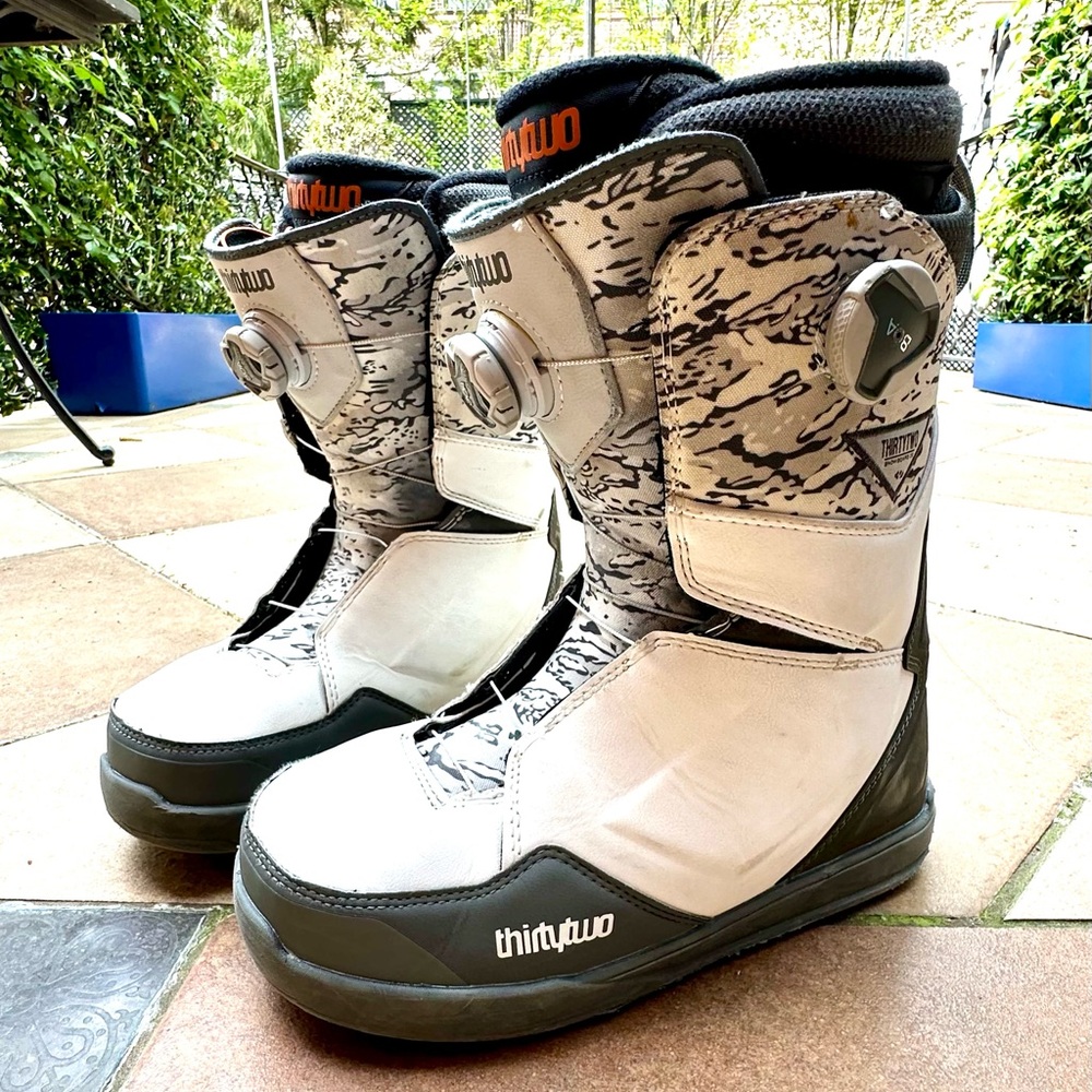 Thirty-two Lashed Men's Snowboard Boots - White/Camo